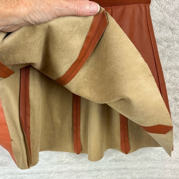 Caramel Brown Faux Leather Mini Skirt Size Small Skater Back Zipper - Picture 3 of 16